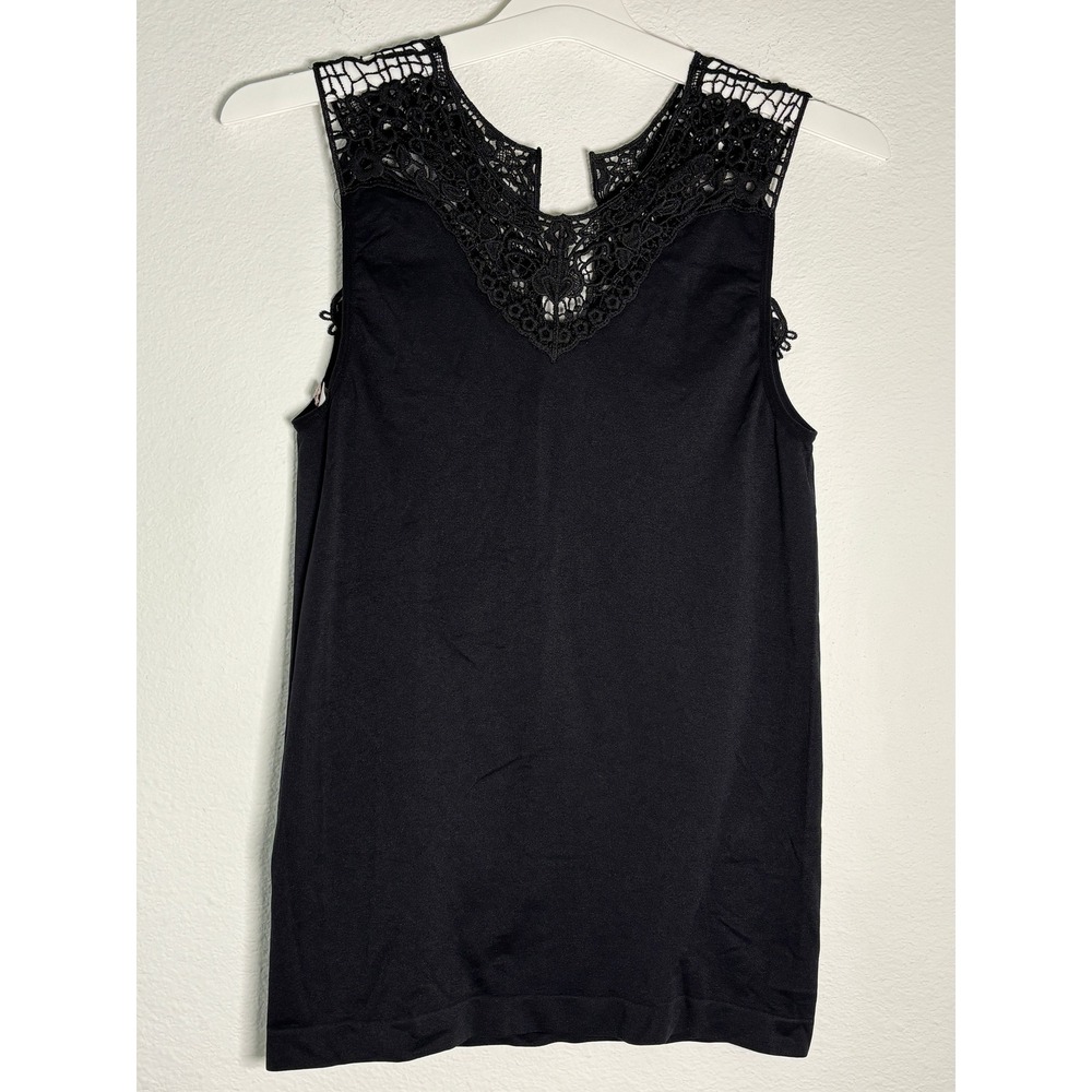 Anabel Connection Black Crochet Lace V-Neck Tank Top Sleeveless Seamless Knit
